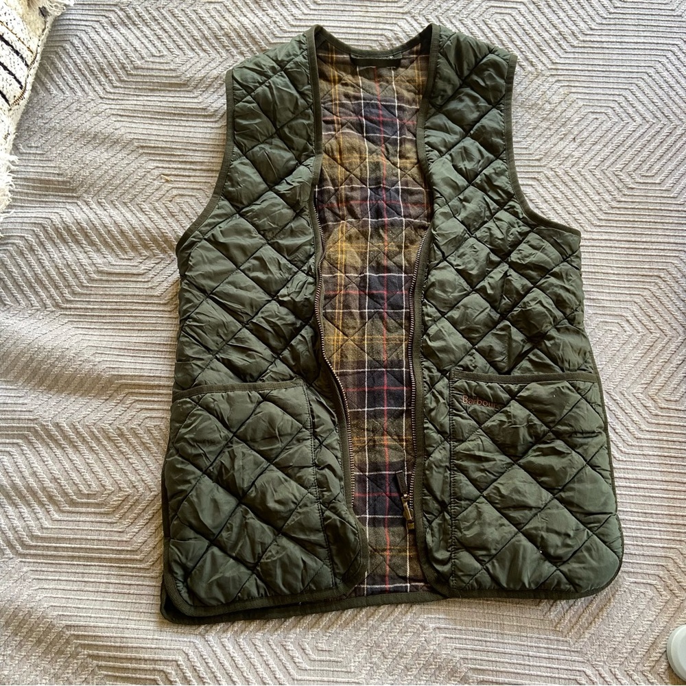Barbour vest size 34